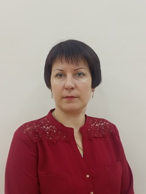 Пяткова Оксана Артуровна.